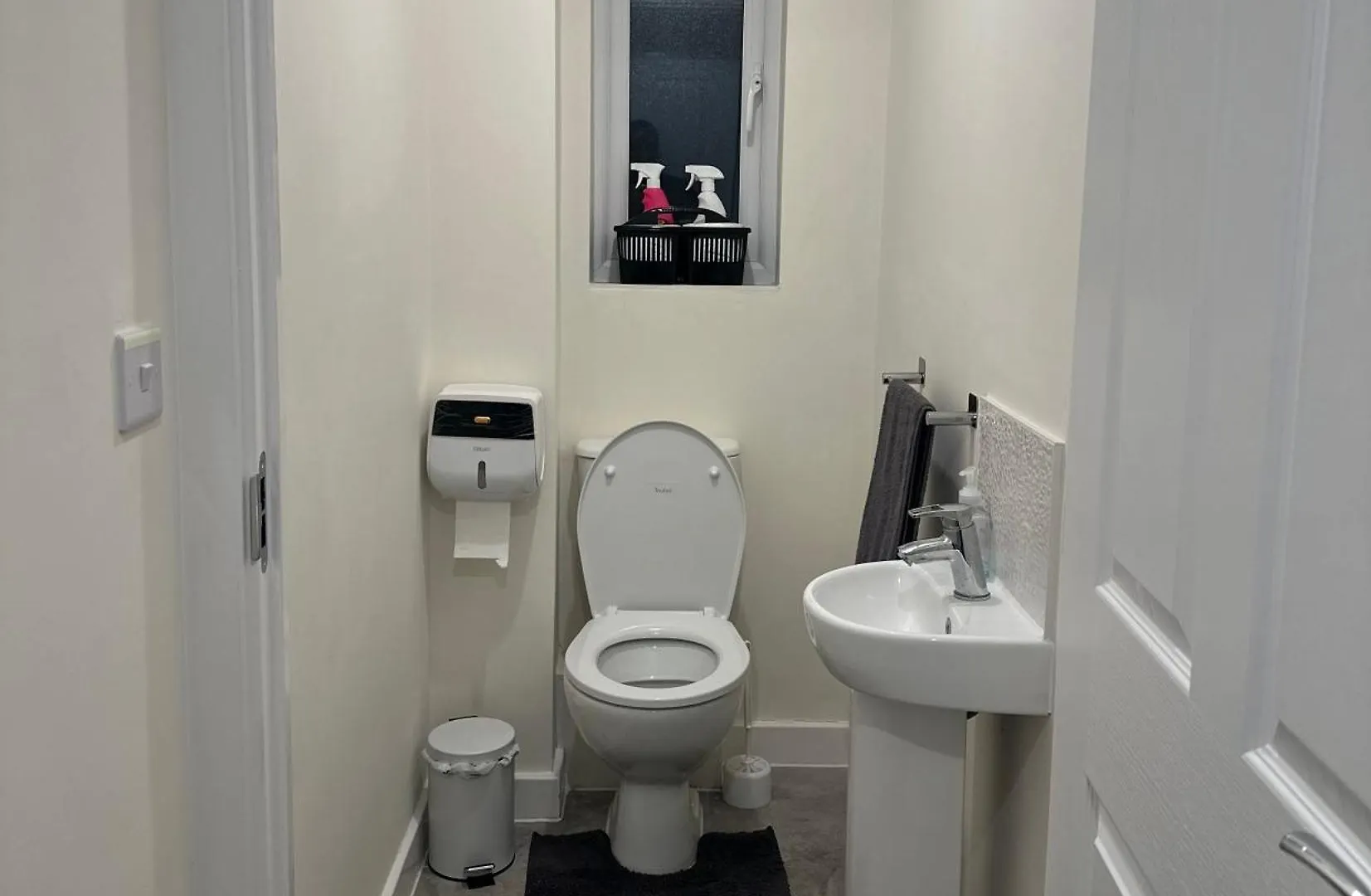 Jaleelas Luxury Home Liverpool Holiday home